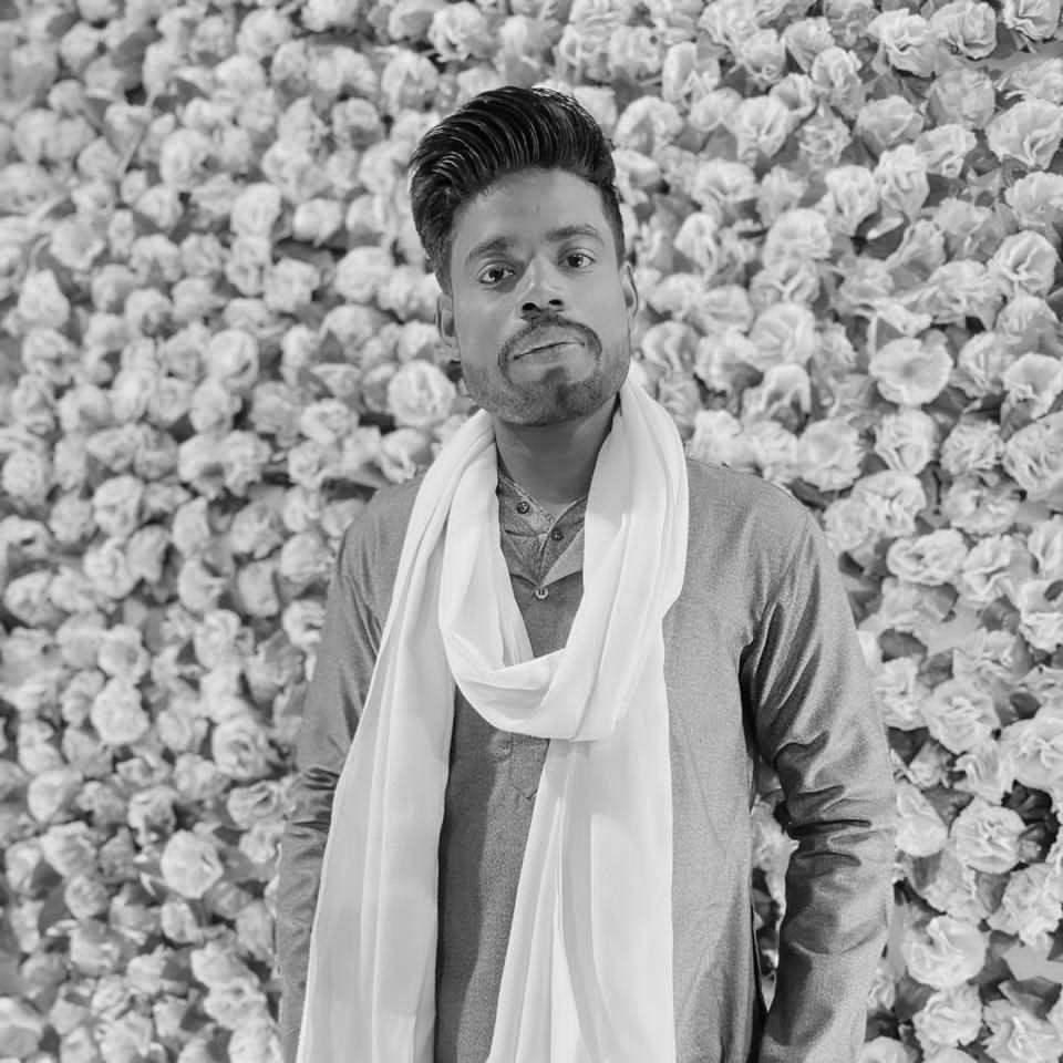 Khalid Lakhnavi