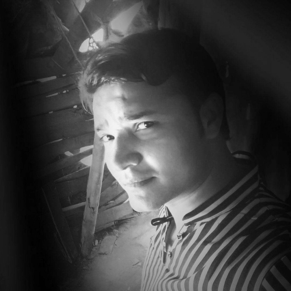 Zeeshan Ajnabee