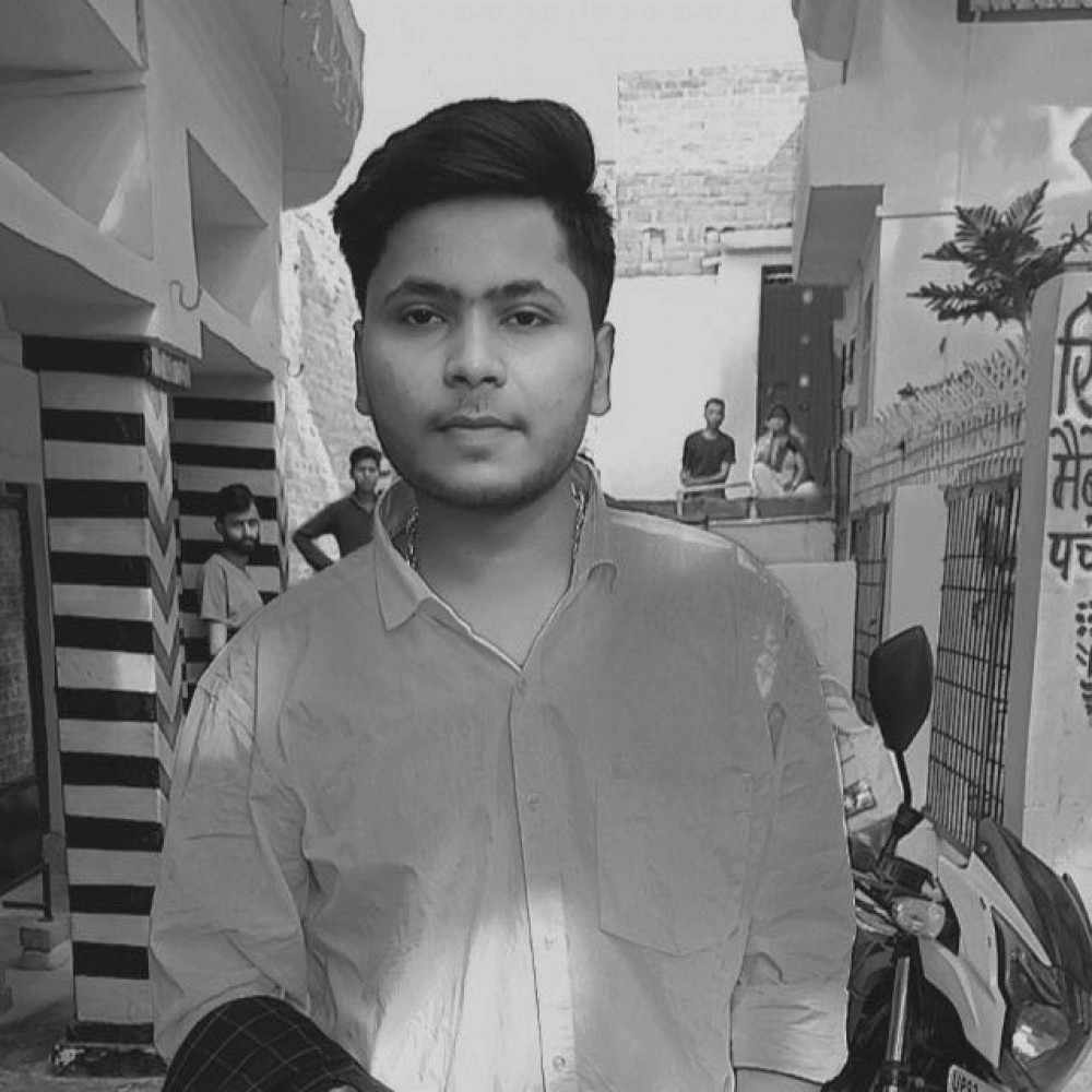 Hashim Khan